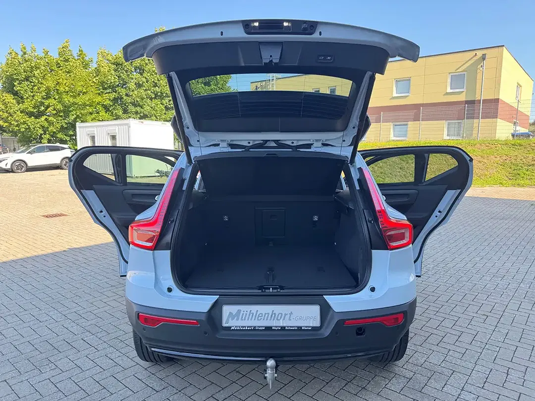 Volvo XC40 - Thumbnail 10