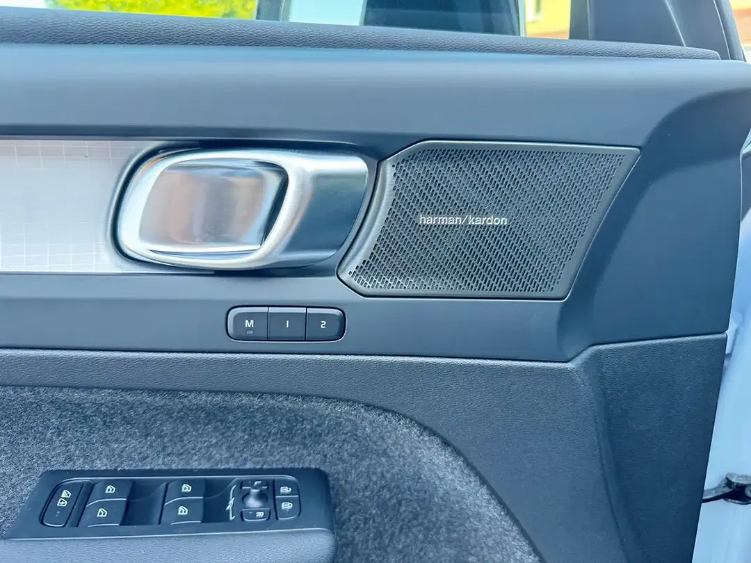Volvo XC40 - Thumbnail 14