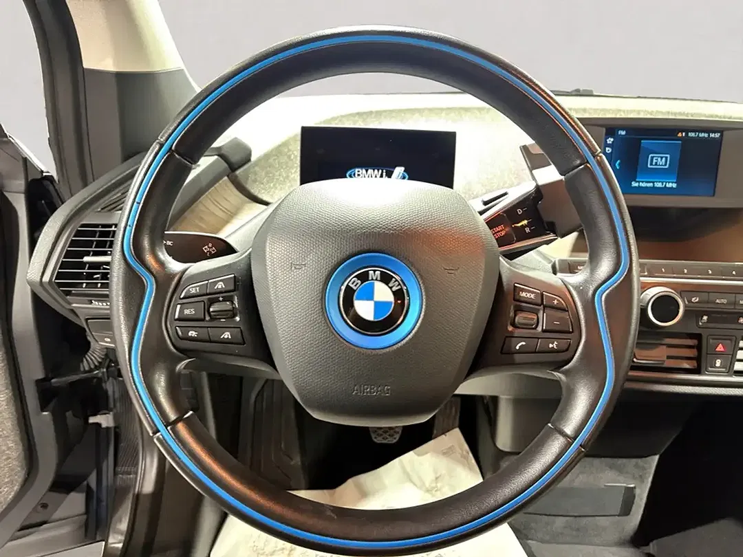 BMW i3 - Thumbnail 15