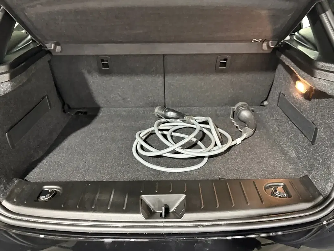 BMW i3 - Thumbnail 6