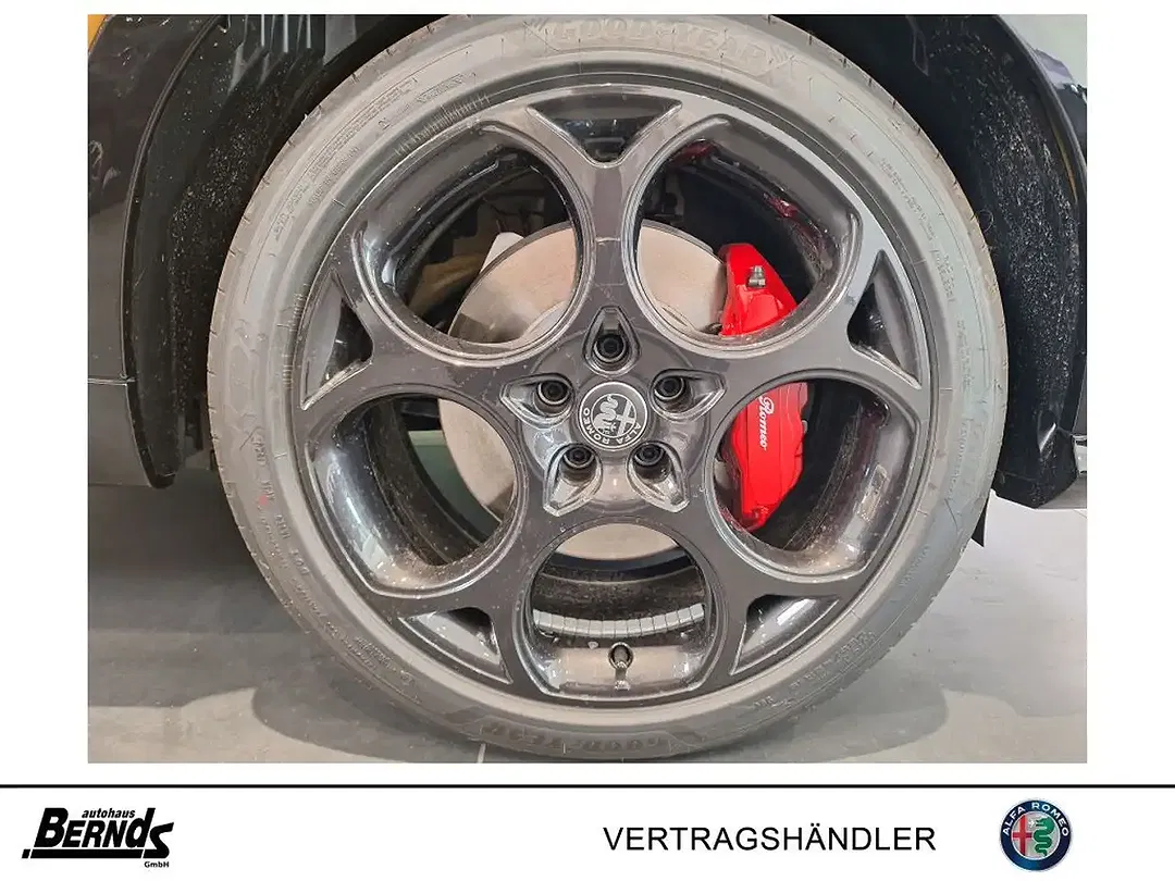 Alfa Romeo Tonale 1.5 VGT Hybrid Veloce - foto 11