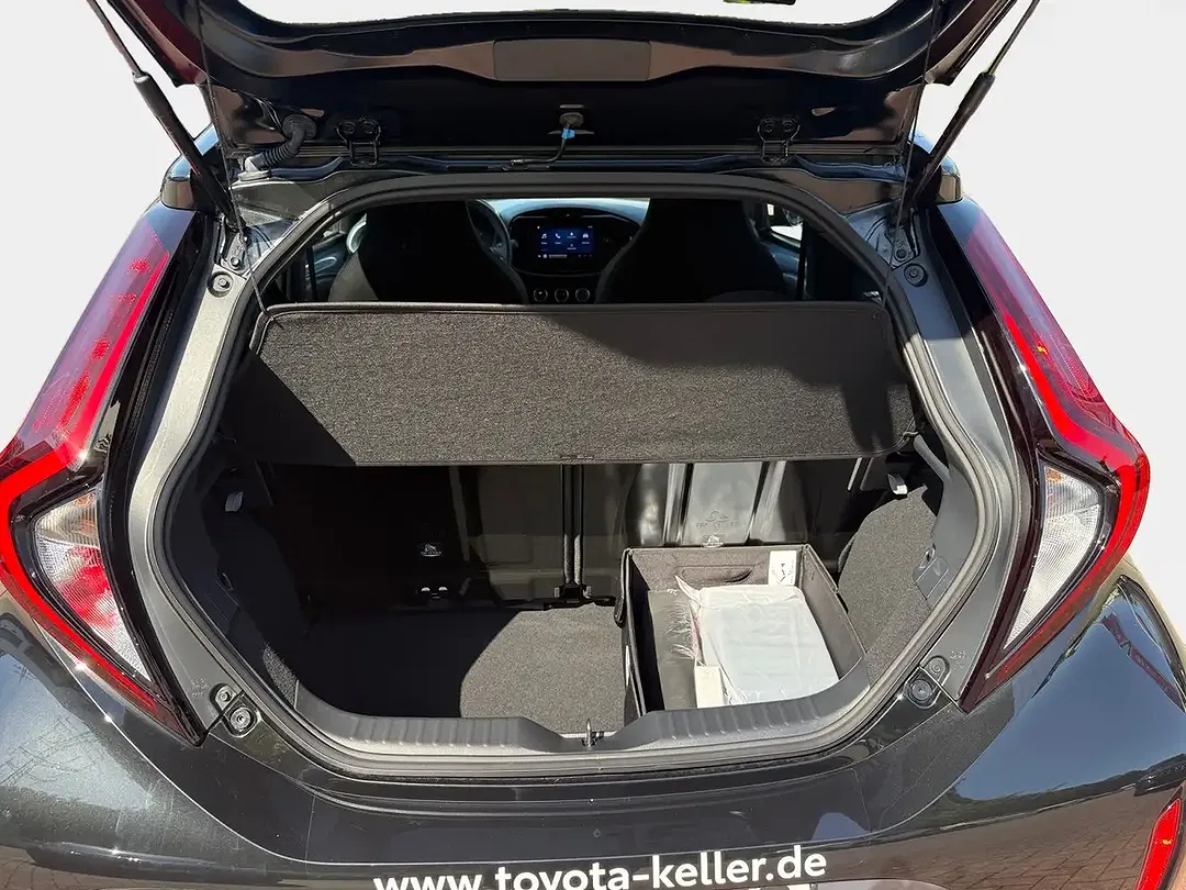 Toyota Aygo X - Thumbnail 13