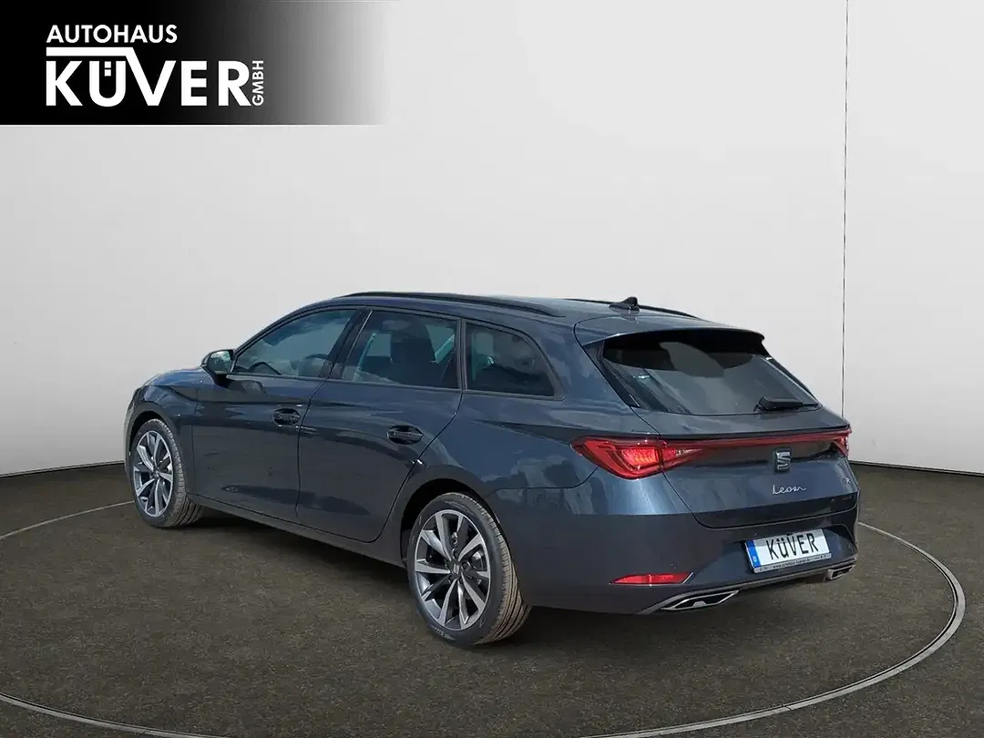 SEAT Leon - Thumbnail 4