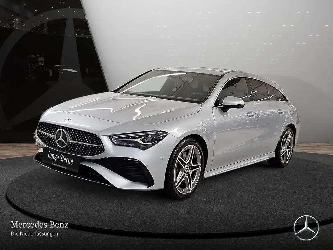 Mercedes-Benz CLA 200 - Thumbnail 1