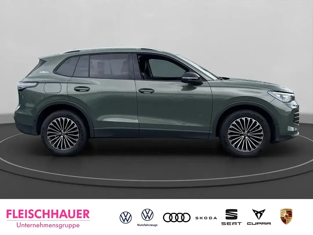Volkswagen Tiguan - Thumbnail 6