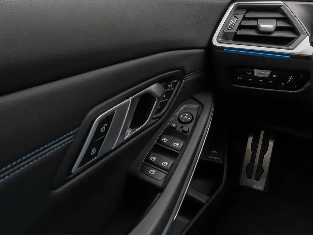 BMW 340 - Thumbnail 33