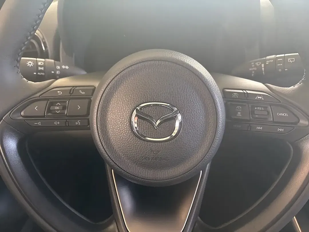 Mazda 2 - Thumbnail 11