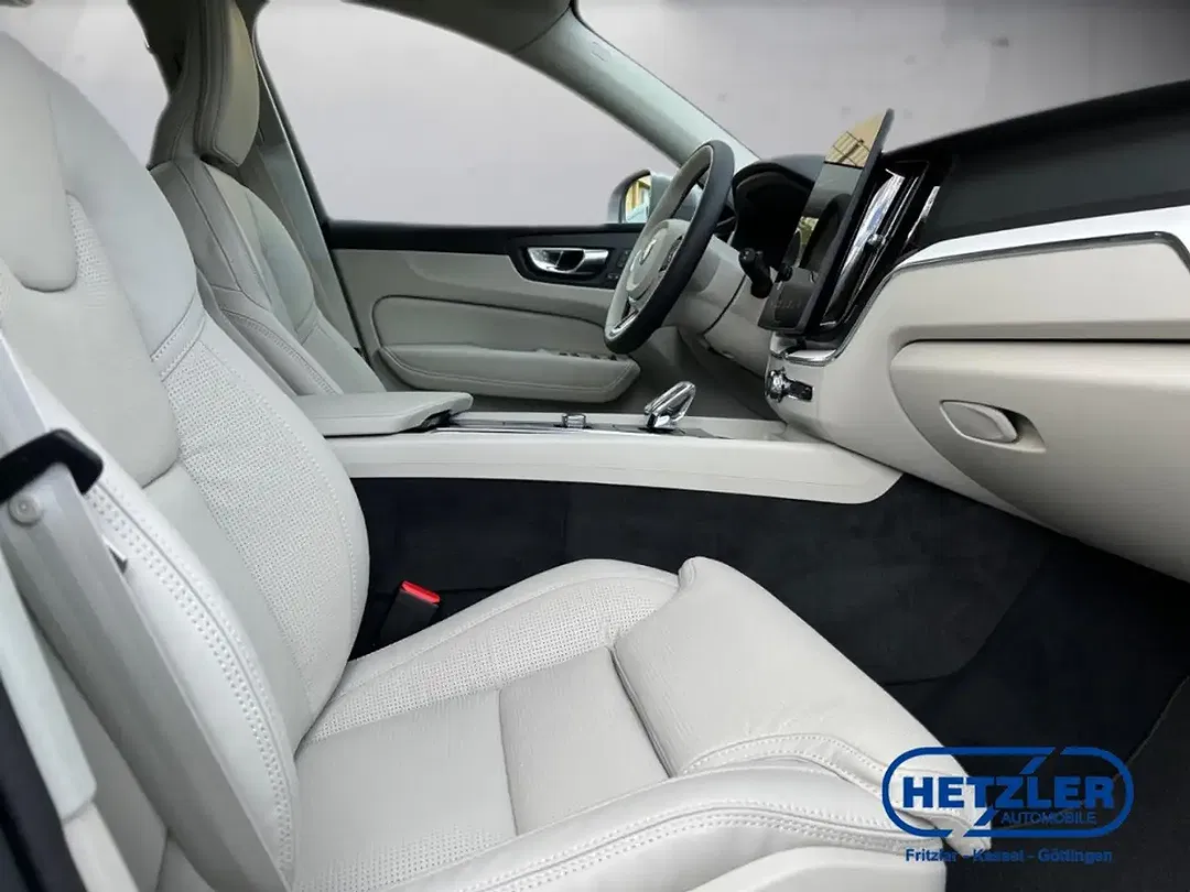 Volvo XC60 - Thumbnail 14