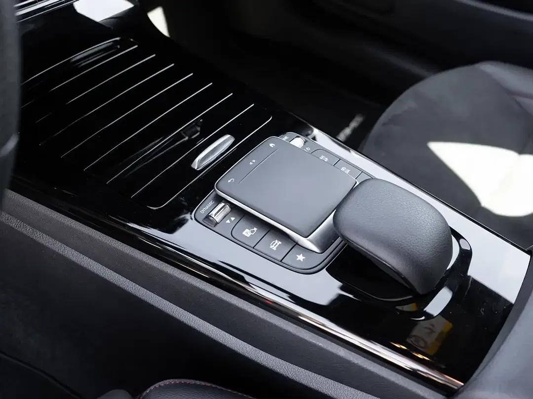 Mercedes-Benz CLA 200 - Thumbnail 15