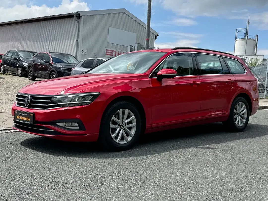 Volkswagen Passat 2.0 TDI - foto 1