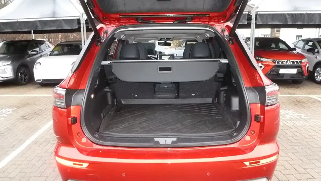 Mitsubishi Outlander - Thumbnail 5