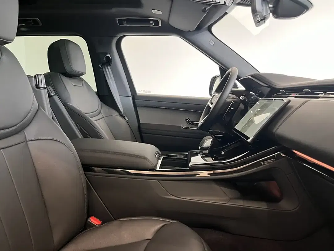 Land Rover Range Rover Sport - Thumbnail 3