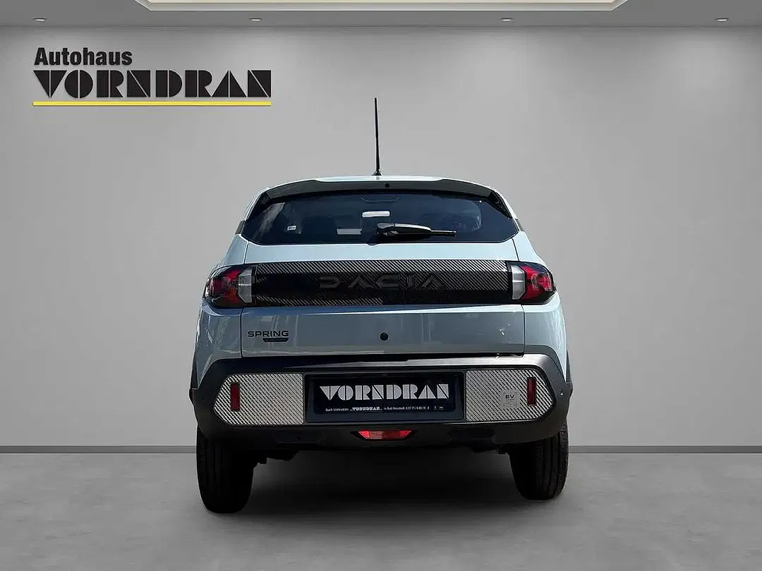 Dacia Spring - Thumbnail 4