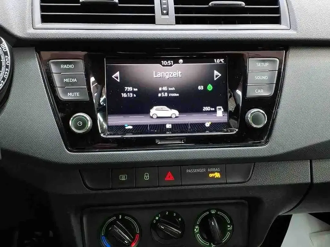 Skoda Fabia - Thumbnail 8
