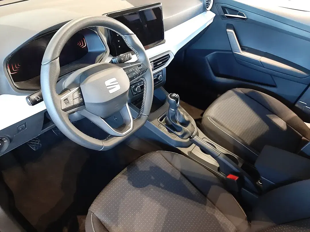 SEAT Ibiza - Thumbnail 10