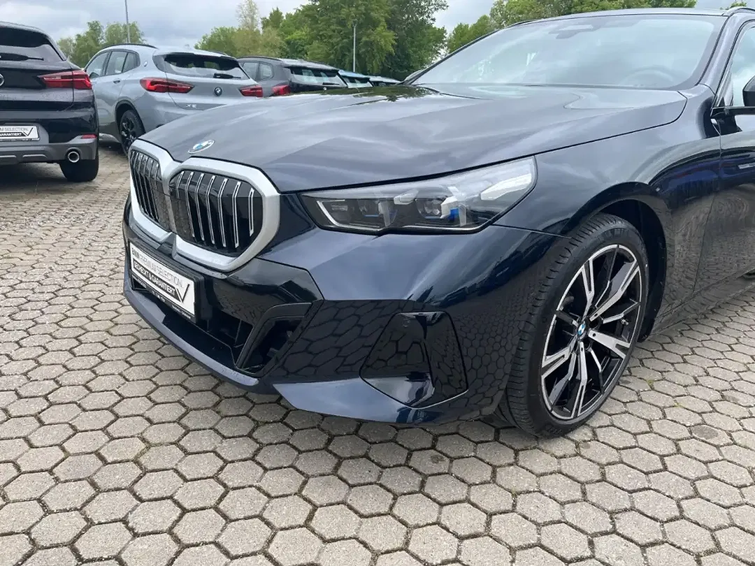 BMW 520 - Thumbnail 6