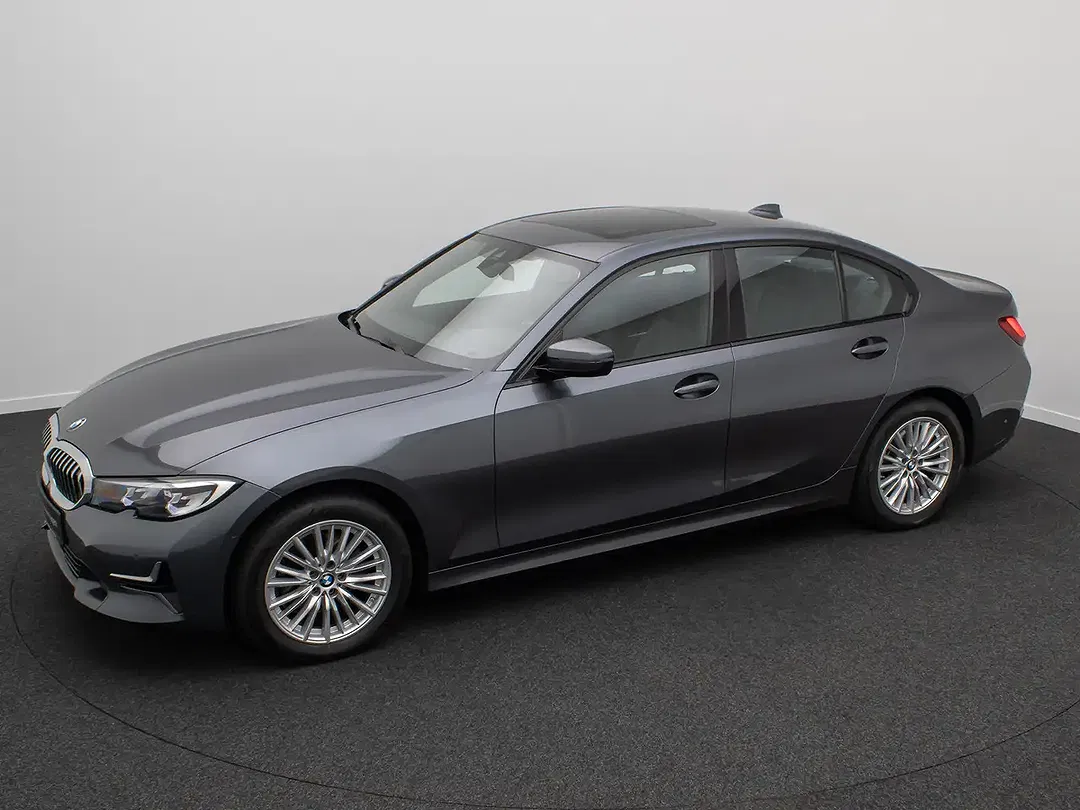 BMW 320 - Thumbnail 12