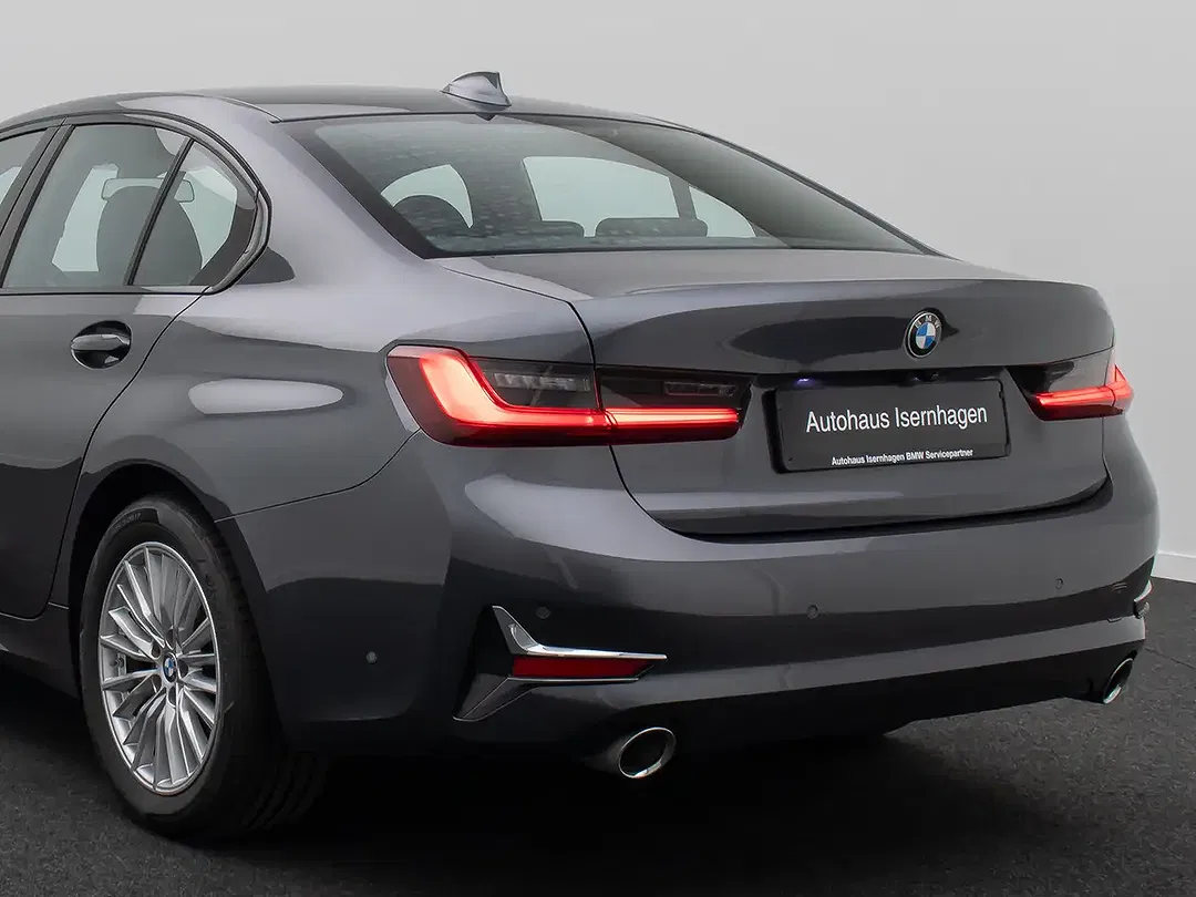 BMW 320 - Thumbnail 15