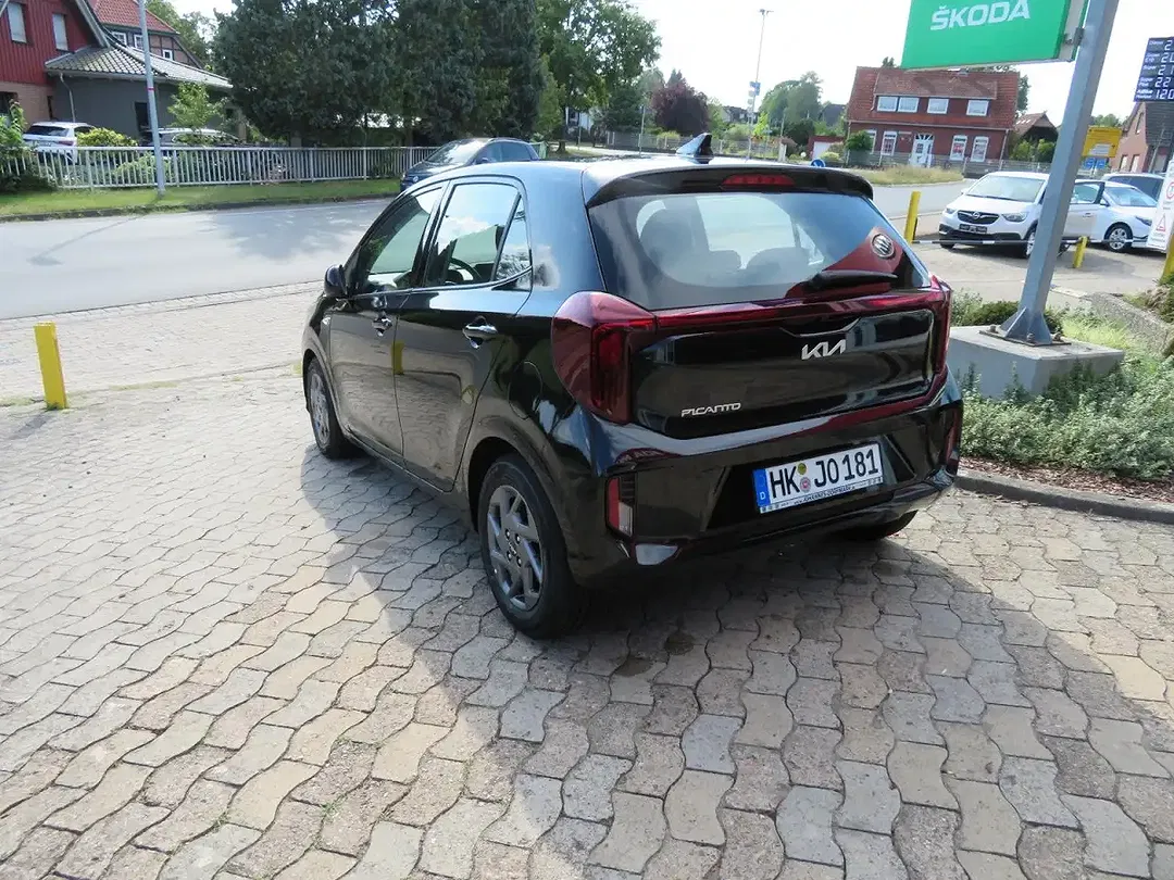 Kia Picanto - Thumbnail 11