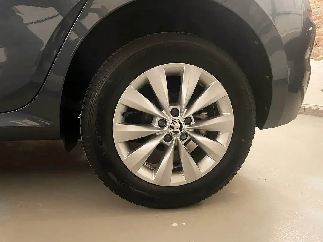 Skoda Kamiq - Thumbnail 12