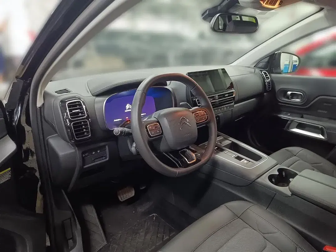 Citroen C5 Aircross - Thumbnail 8