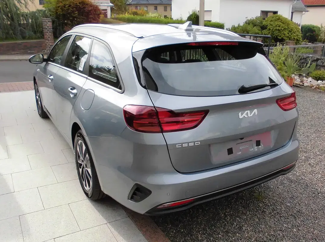 Kia Ceed SW / cee'd SW - Thumbnail 4