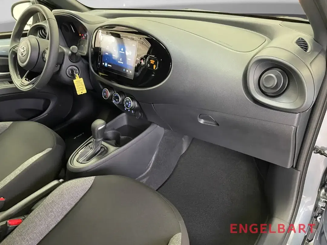 Toyota Aygo X - Thumbnail 10