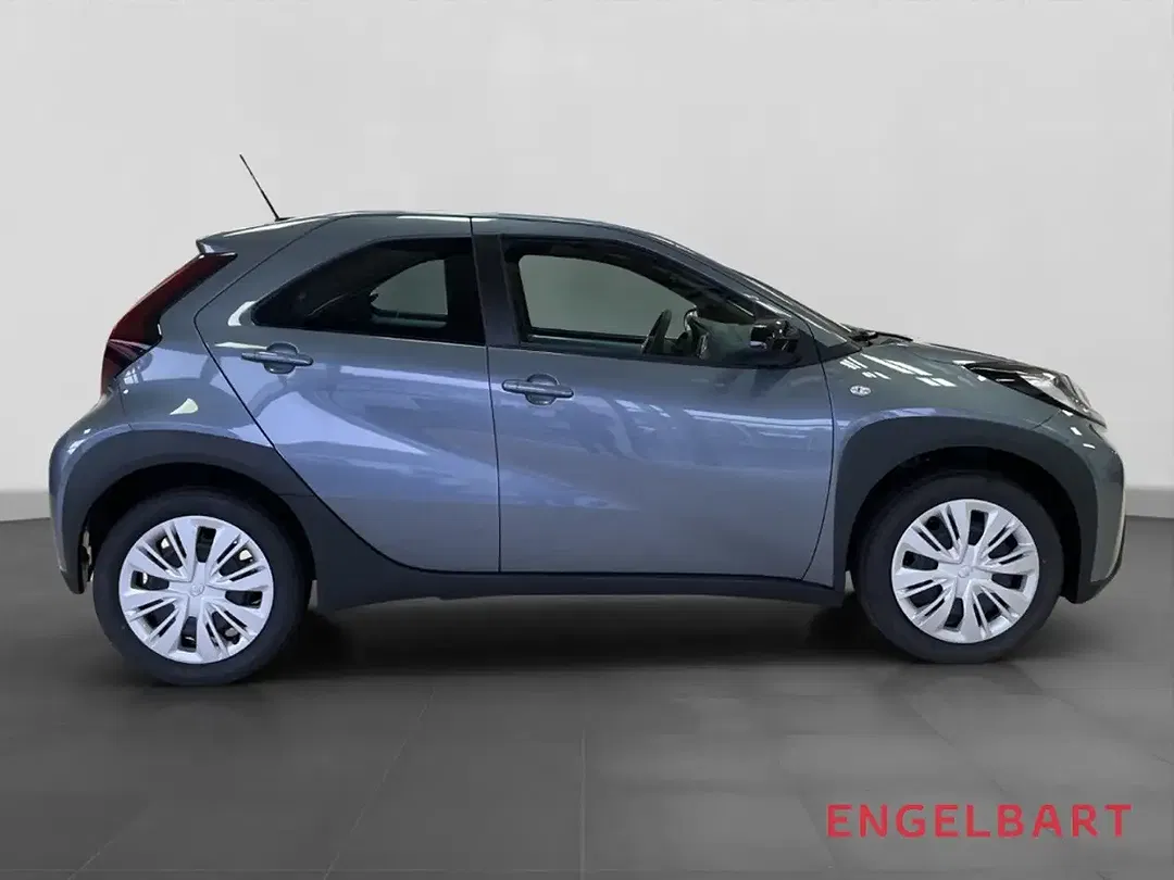 Toyota Aygo X - Thumbnail 4