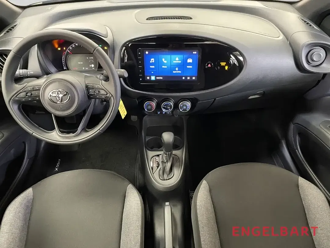 Toyota Aygo X - Thumbnail 8