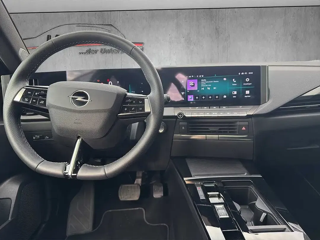 Opel Astra - Thumbnail 4