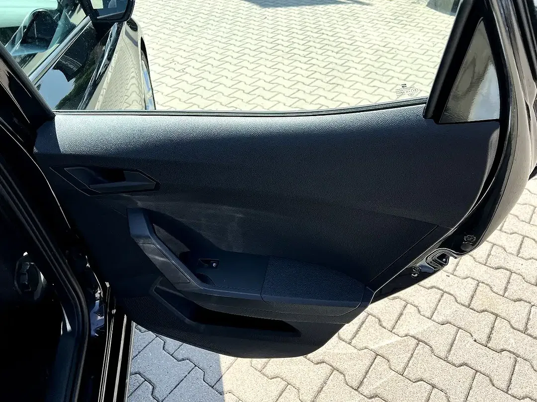 SEAT Ibiza - Thumbnail 14