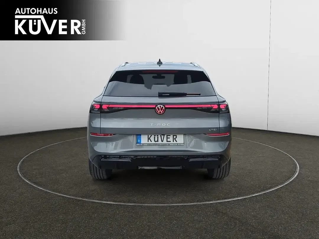 Volkswagen T-Roc - Thumbnail 5