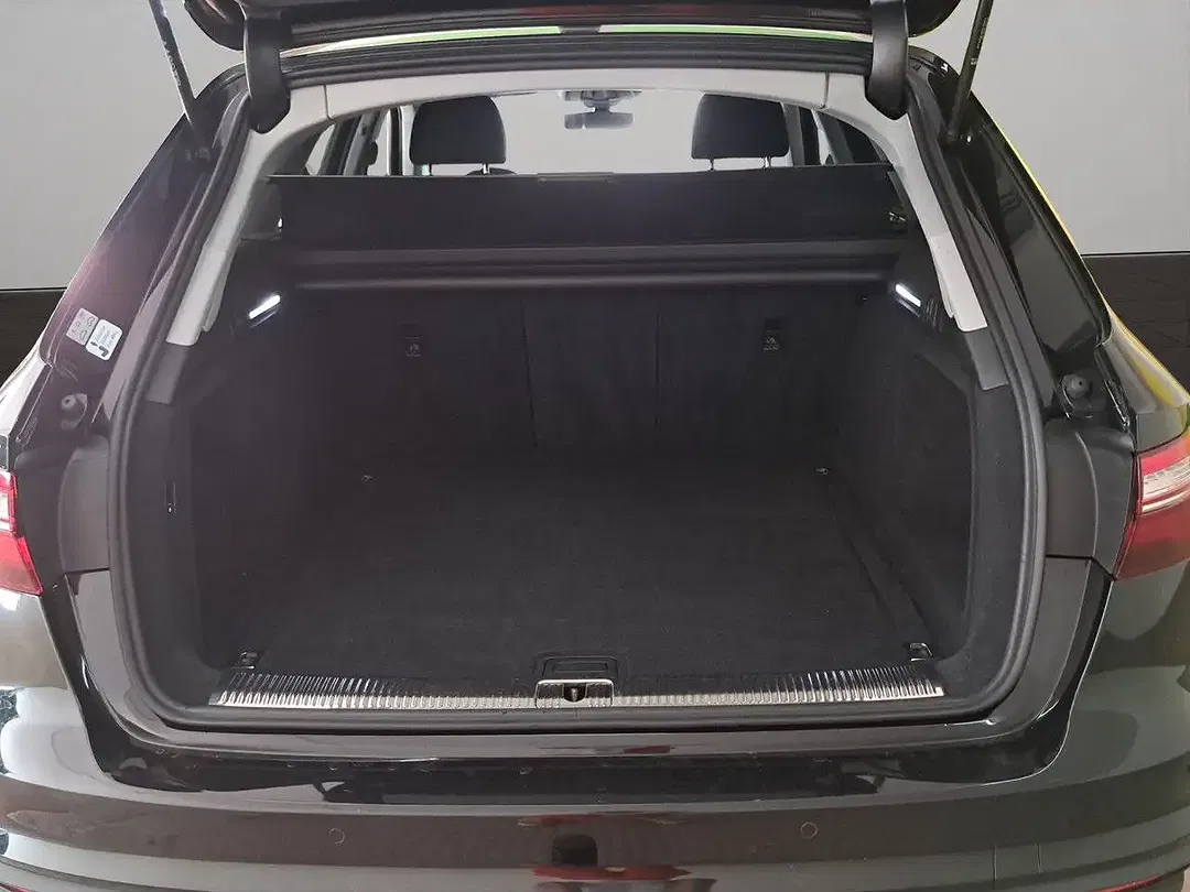 Audi A4 - Thumbnail 13