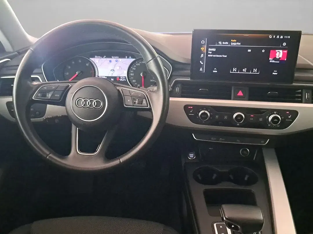 Audi A4 - Thumbnail 8