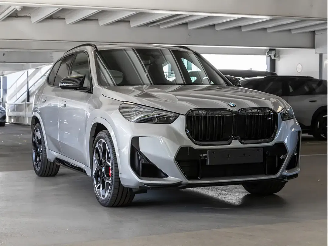 BMW X1 - Thumbnail 4