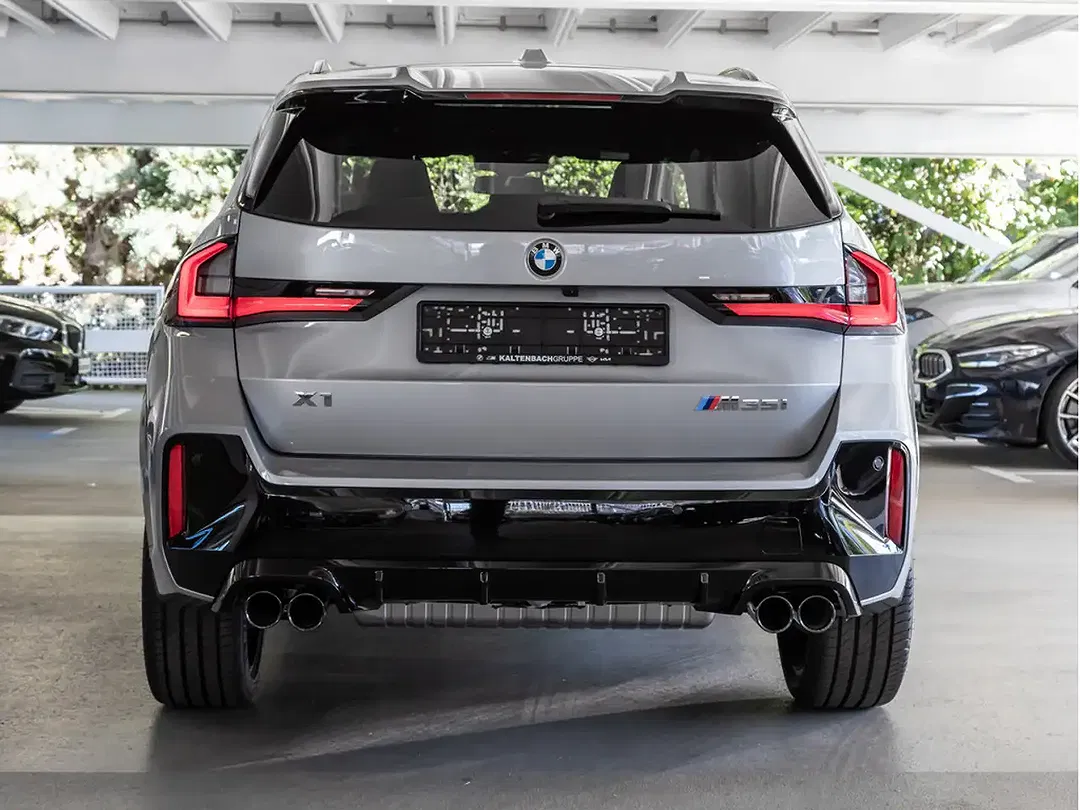 BMW X1 - Thumbnail 6