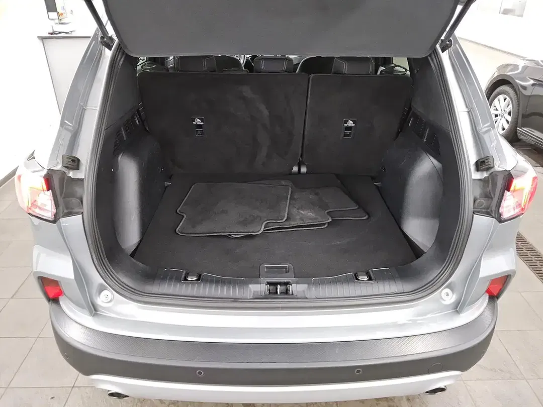 Ford Kuga - Thumbnail 12