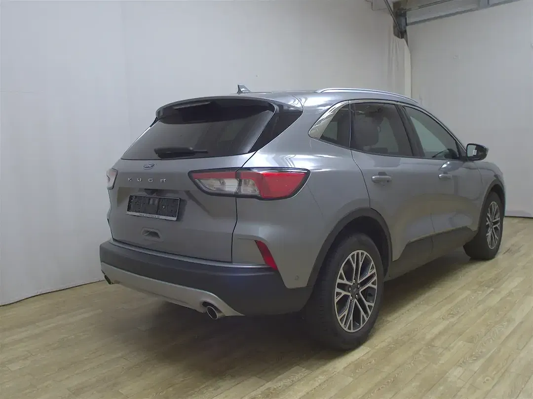 Ford Kuga - Thumbnail 4