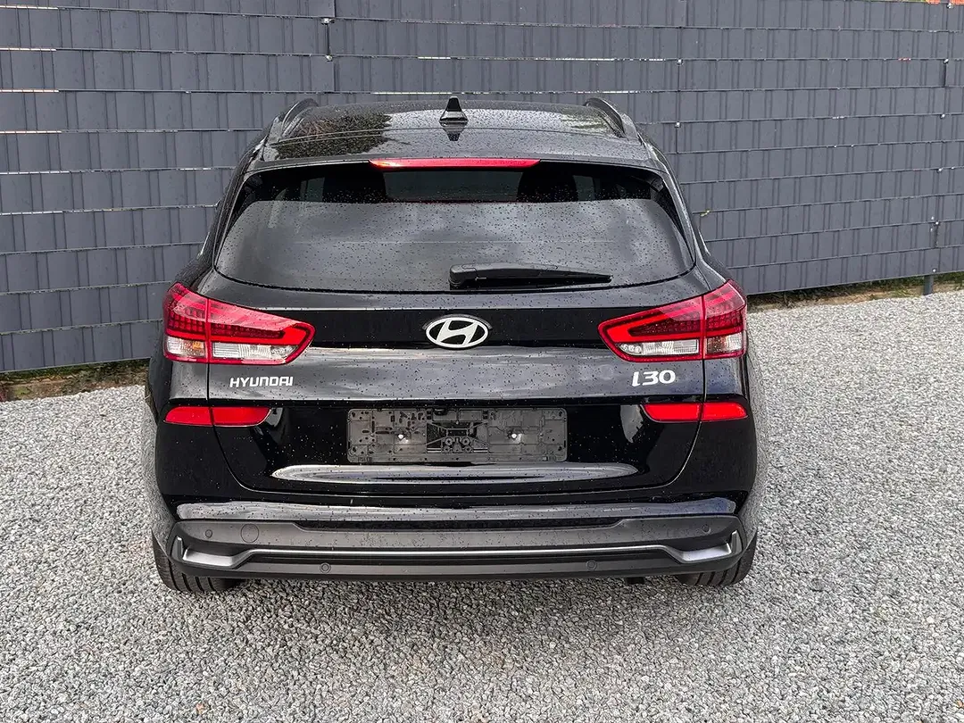 Hyundai i30 - Thumbnail 4