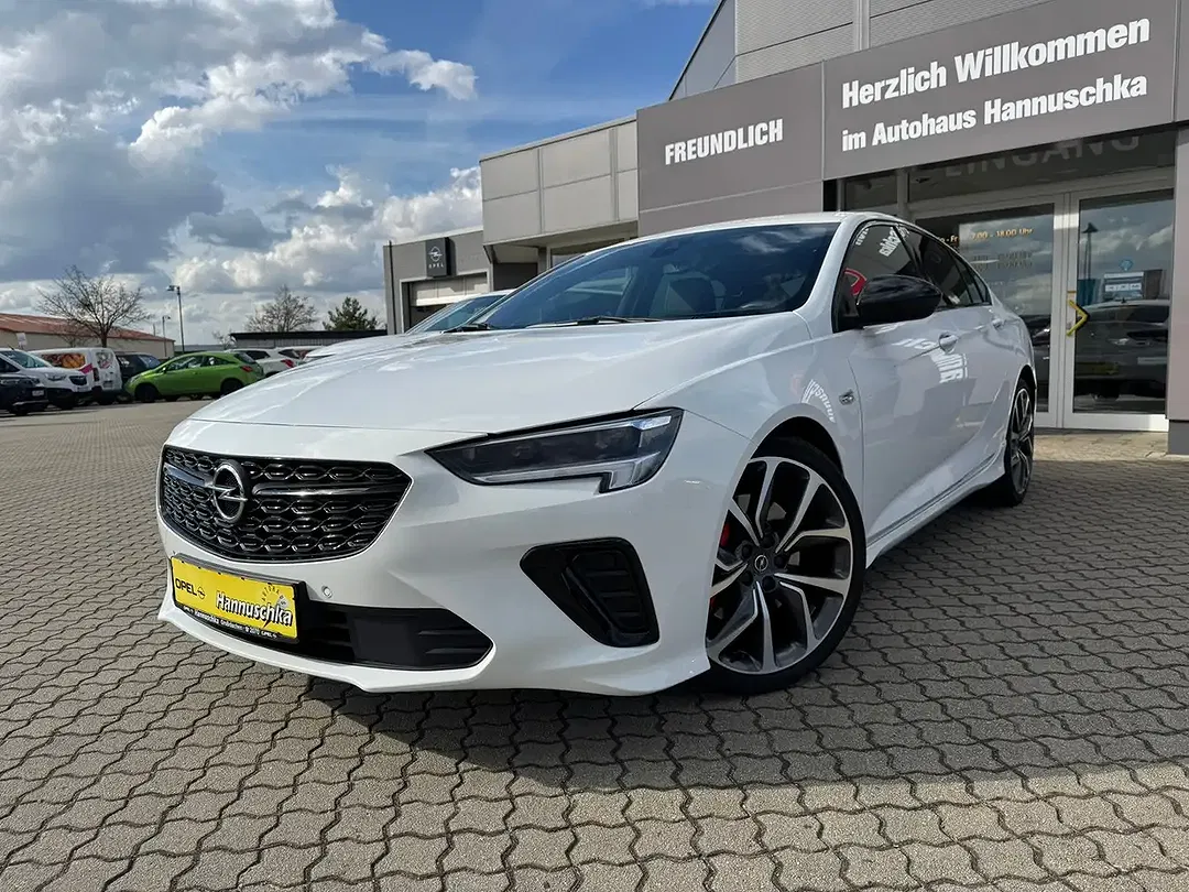 Opel Insignia 4x4 GSi - foto 2
