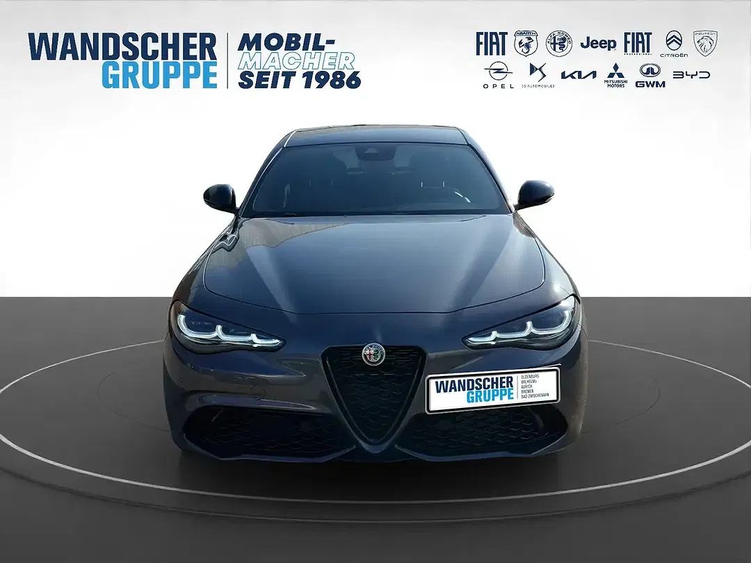 Alfa Romeo Giulia - Thumbnail 8