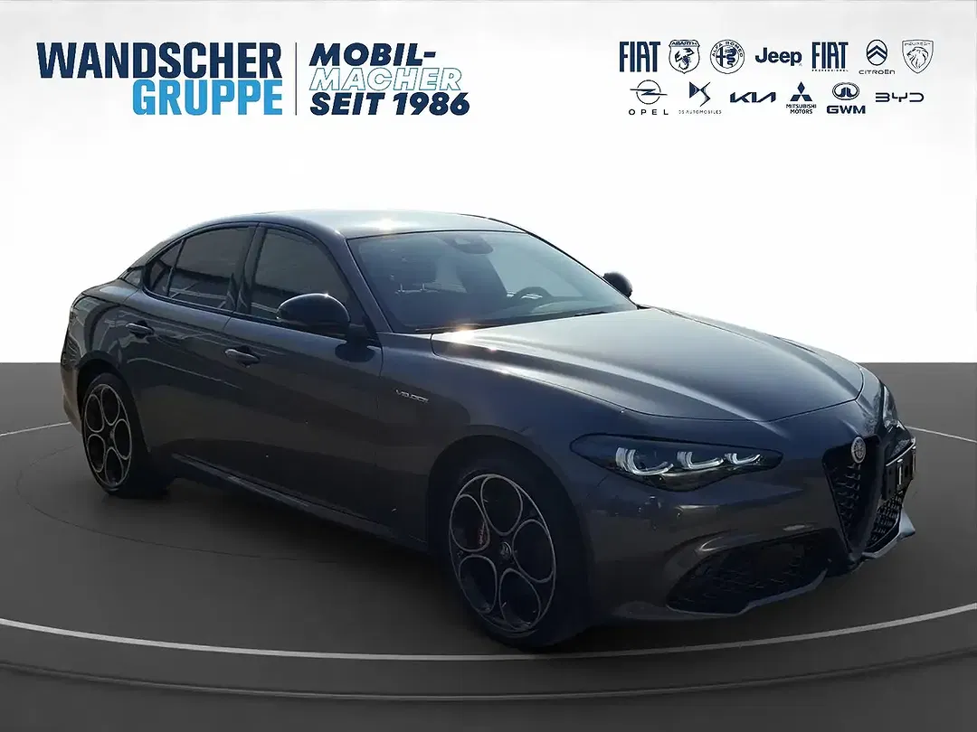 Alfa Romeo Giulia - Thumbnail 7