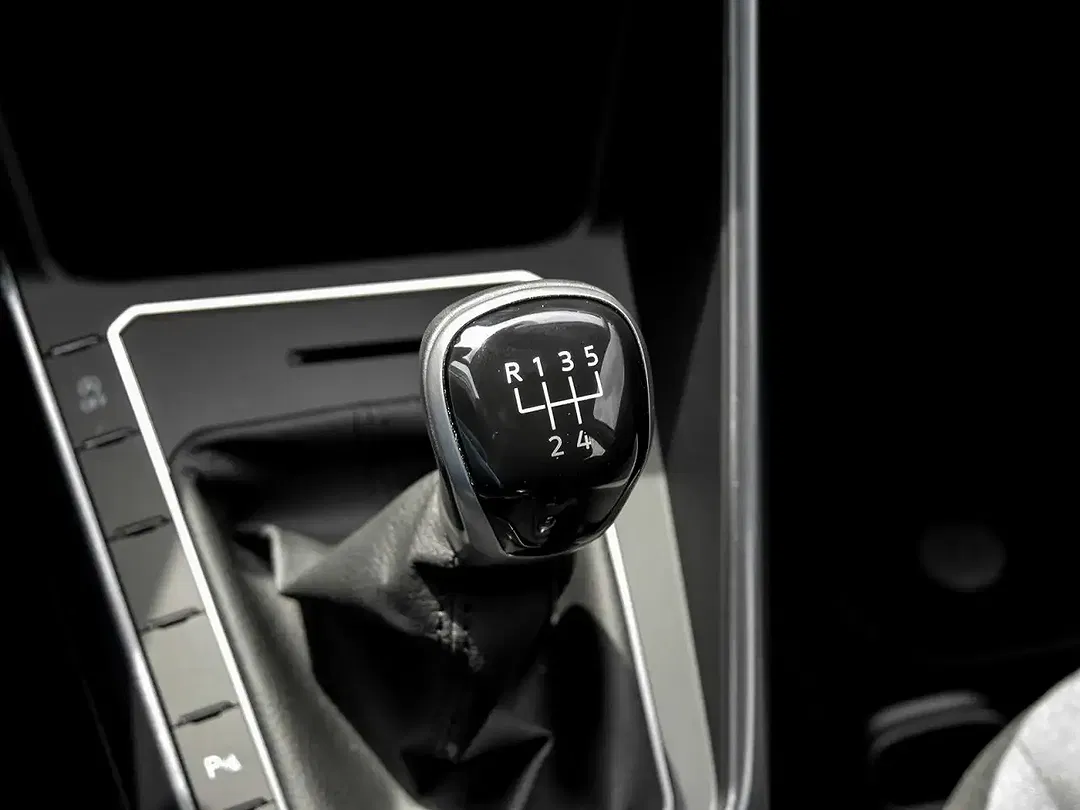Volkswagen Polo - Thumbnail 10