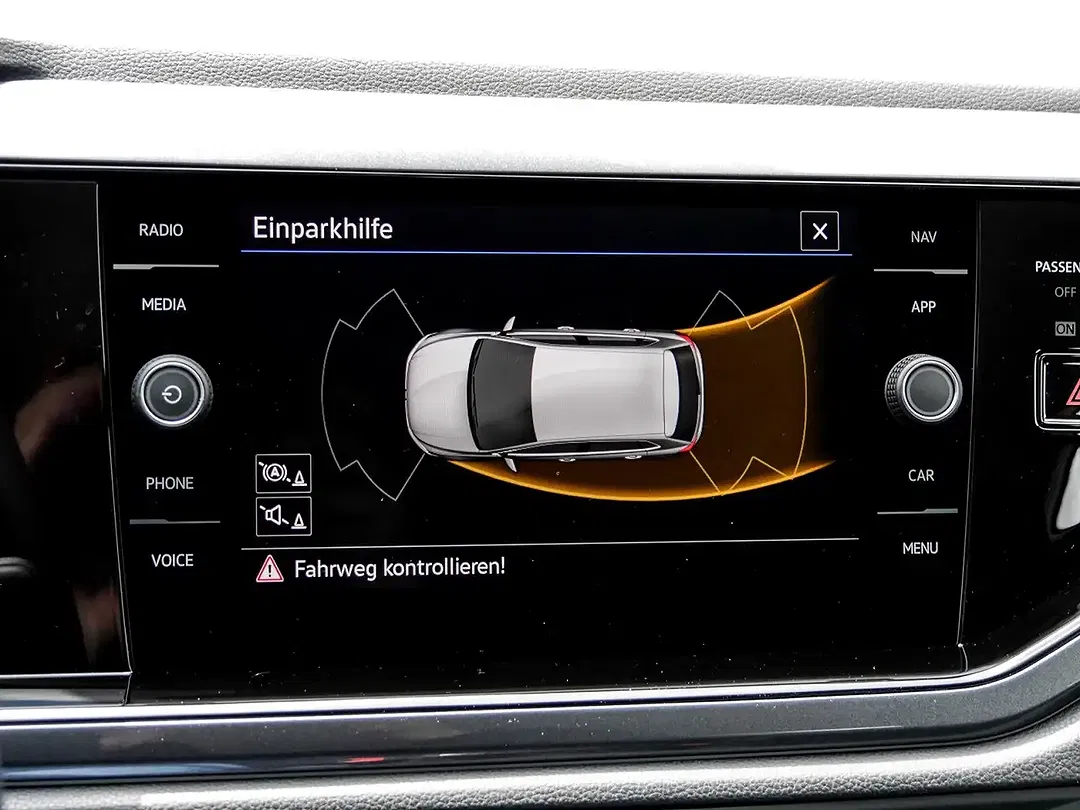 Volkswagen Polo - Thumbnail 11