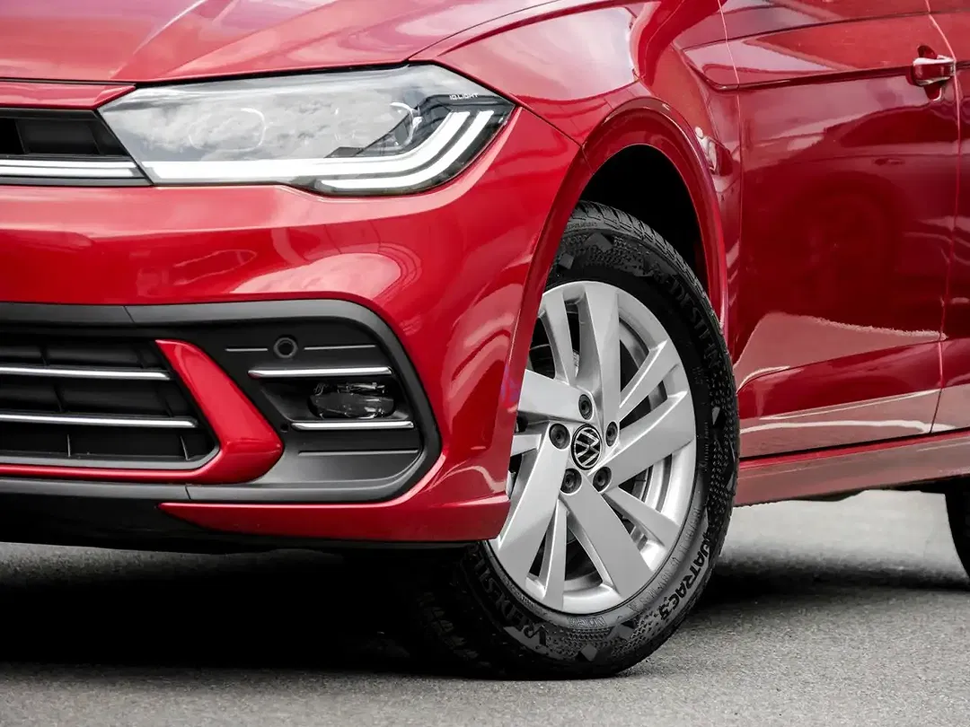 Volkswagen Polo - Thumbnail 5