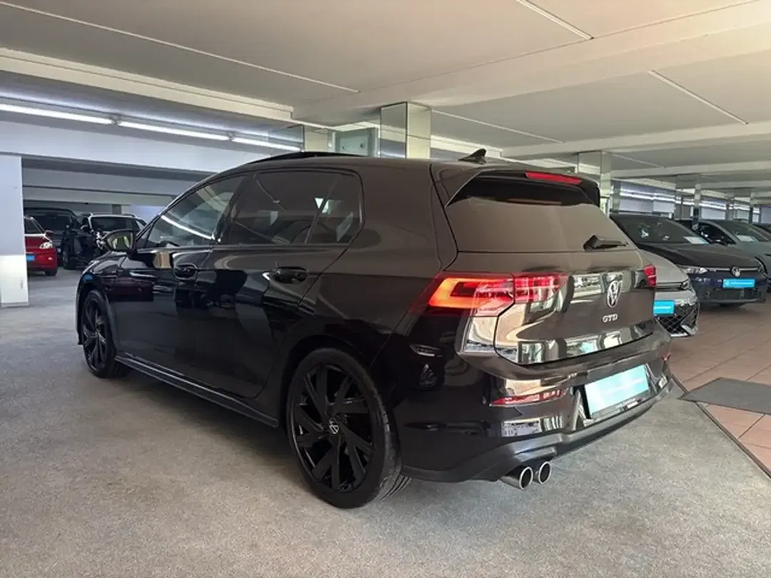 Volkswagen Golf - Thumbnail 8