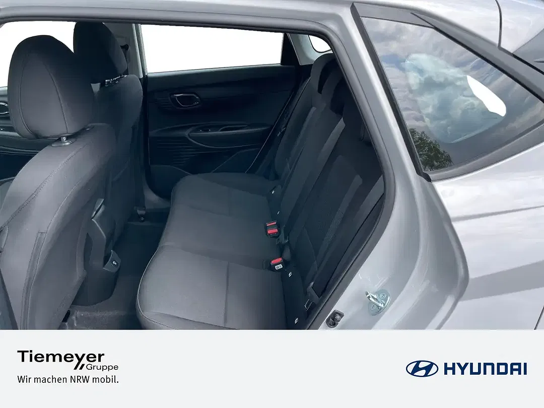 Hyundai i20 - Thumbnail 11