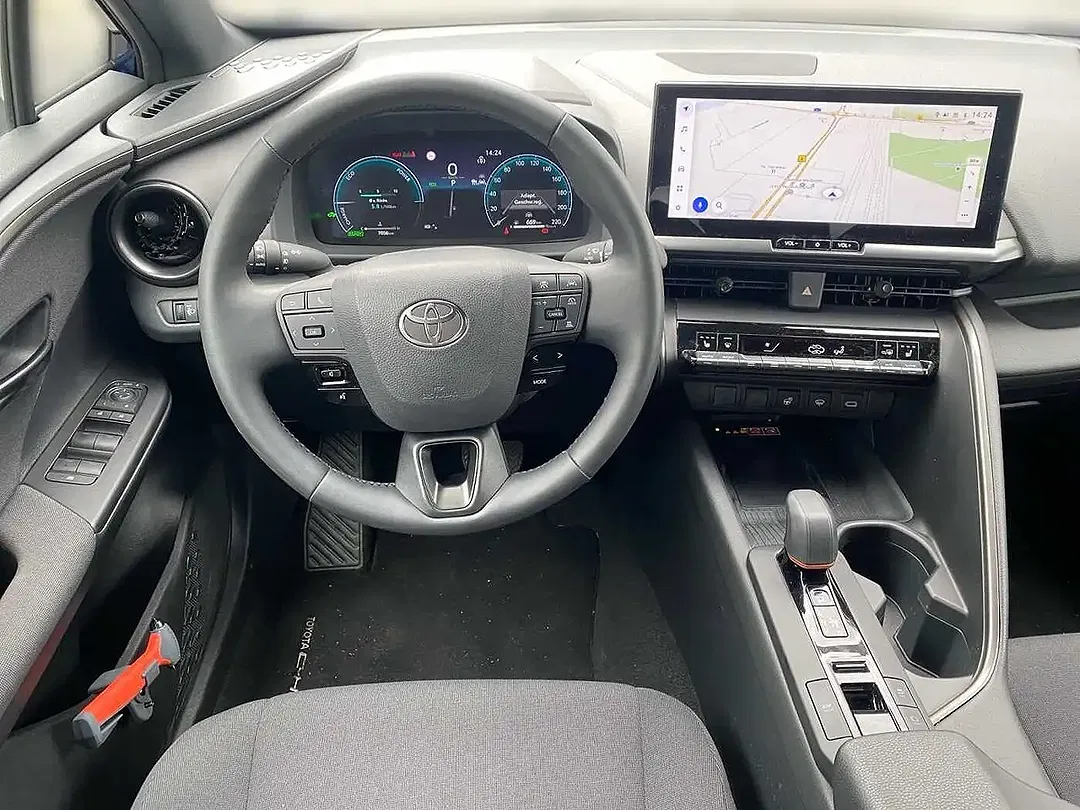 Toyota C-HR - Thumbnail 11