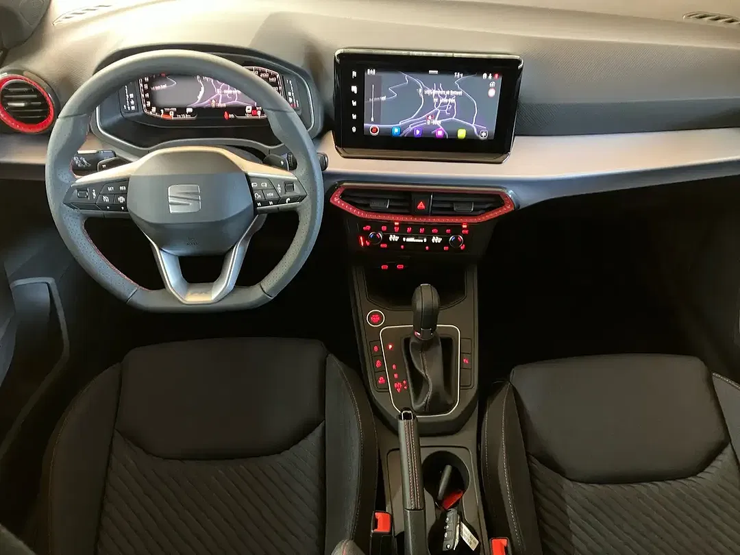 SEAT Ibiza - Thumbnail 10