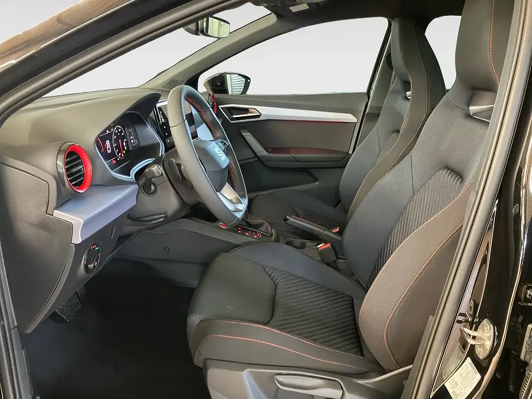 SEAT Ibiza - Thumbnail 8